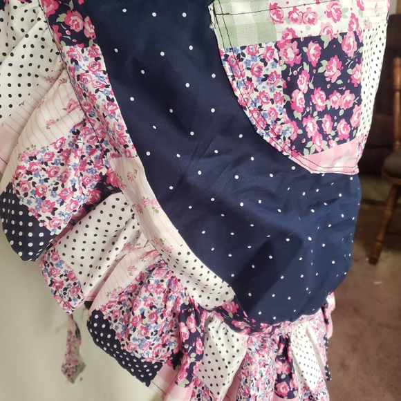 Quilted Ruffle Handmade Kitchen Apron - Picture 9 of 12
